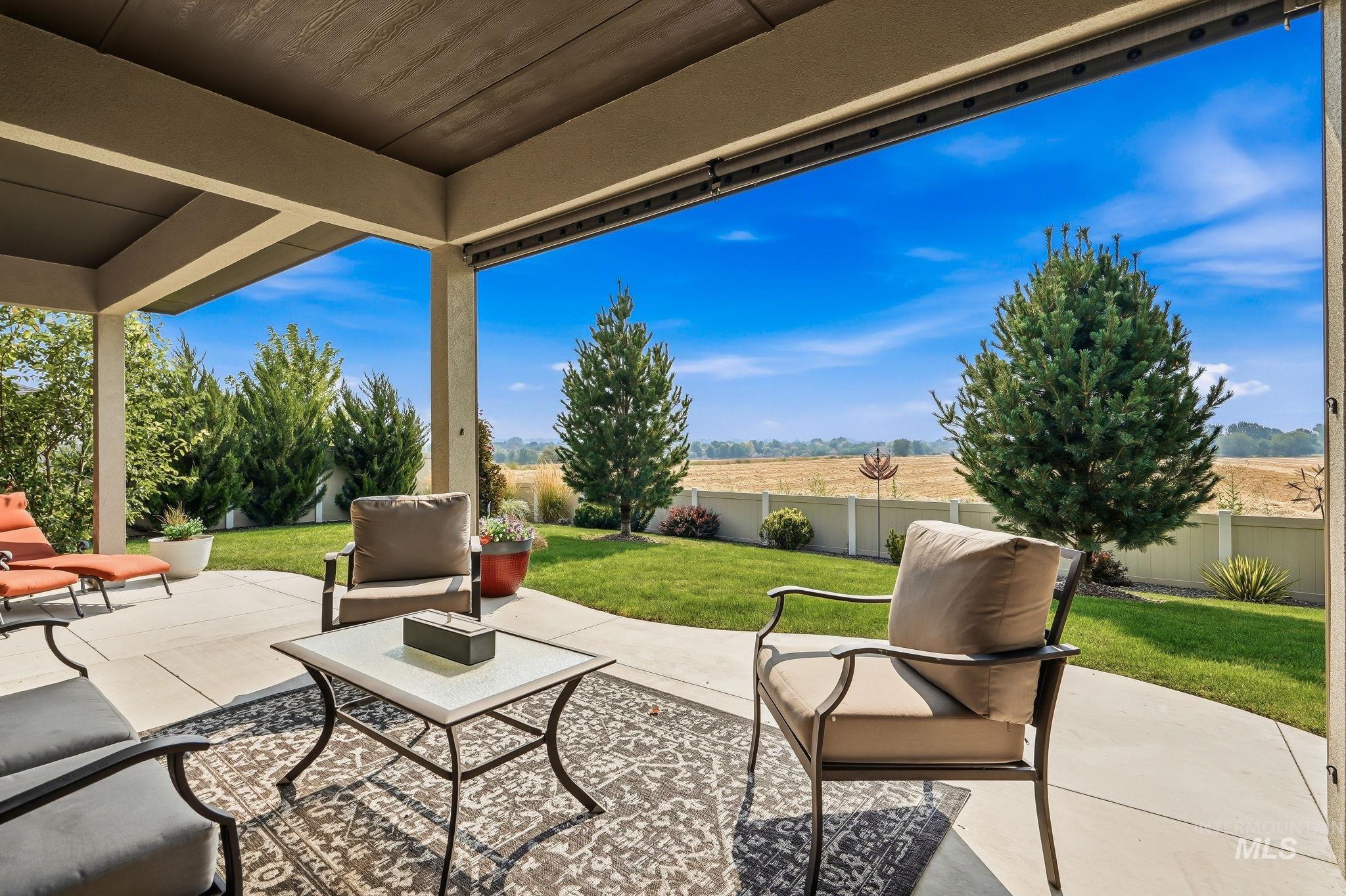 5553 S Snowshoe Place, Boise, Idaho 83709, 3 Bedrooms, 2.5 Bathrooms, Residential For Sale, Price $795,000,MLS 98997428