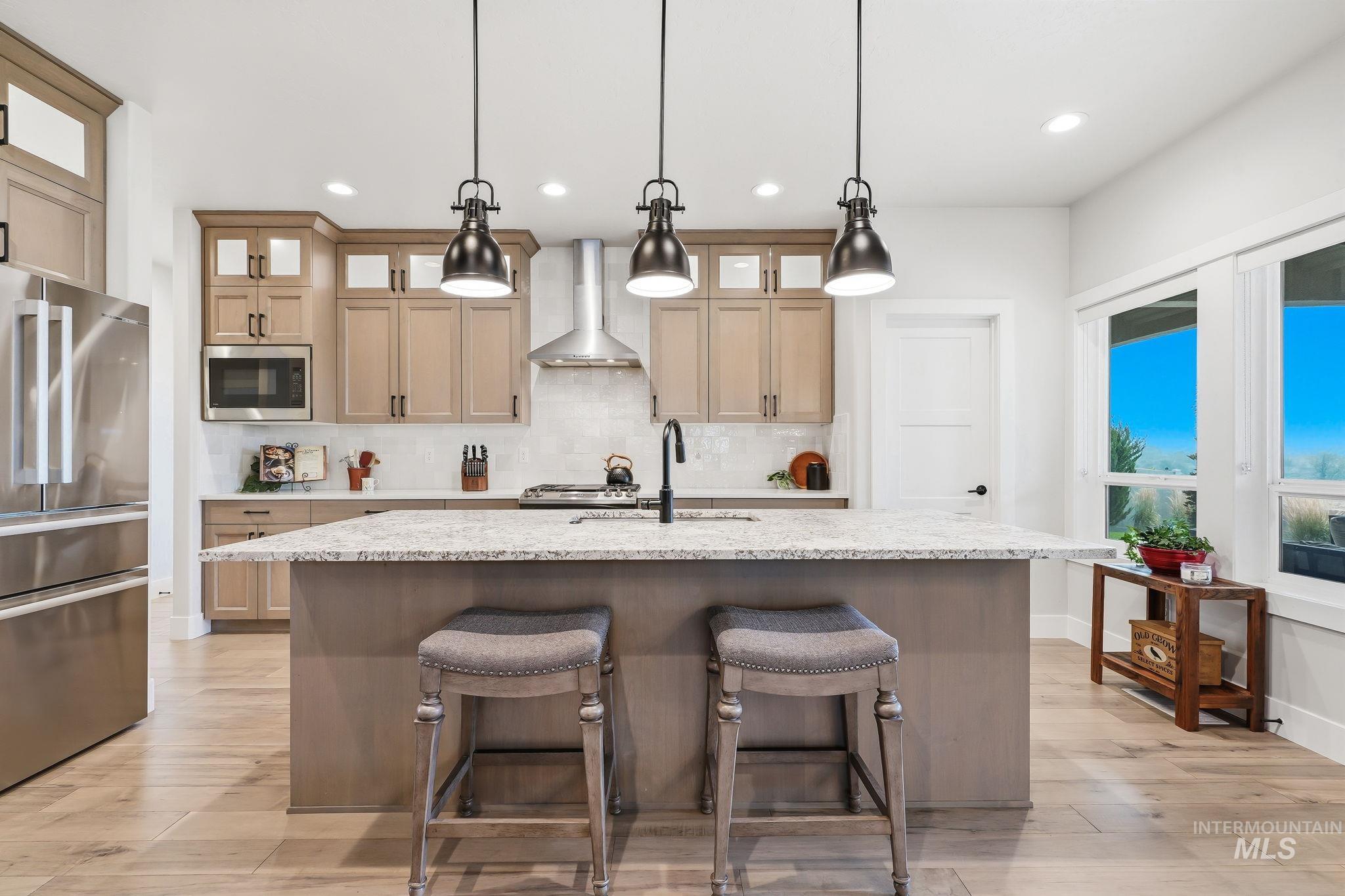 5553 S Snowshoe Place, Boise, Idaho 83709, 3 Bedrooms, 2.5 Bathrooms, Residential For Sale, Price $795,000,MLS 98997428