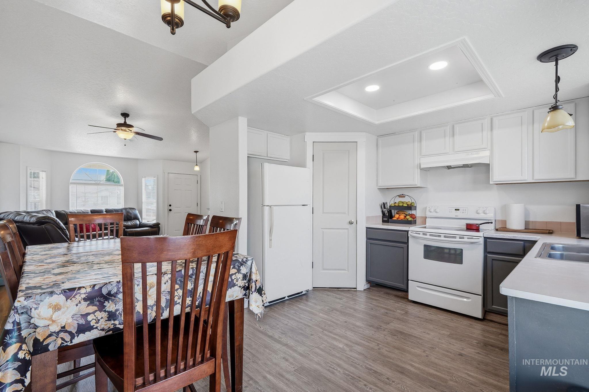 607 Laster St., Caldwell, Idaho 83607, 3 Bedrooms, 2 Bathrooms, Residential For Sale, Price $334,990,MLS 98997429