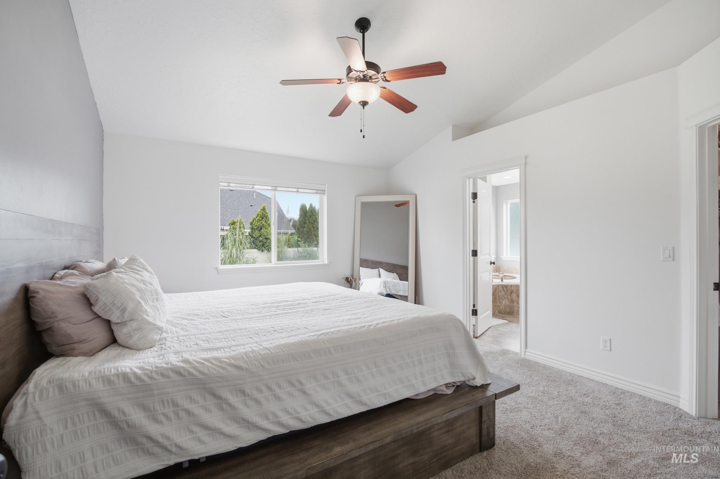 11074 W Crossbow St, Star, Idaho 83669, 3 Bedrooms, 2 Bathrooms, Residential For Sale, Price $439,900,MLS 98997431
