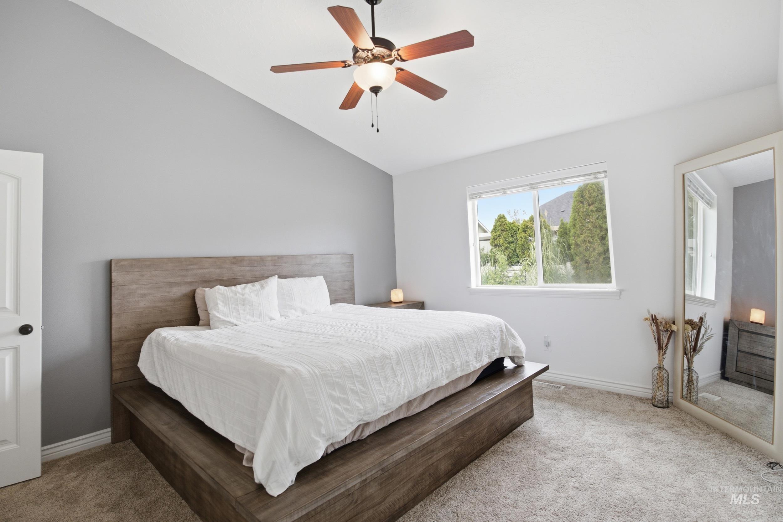 11074 W Crossbow St, Star, Idaho 83669, 3 Bedrooms, 2 Bathrooms, Residential For Sale, Price $439,900,MLS 98997431
