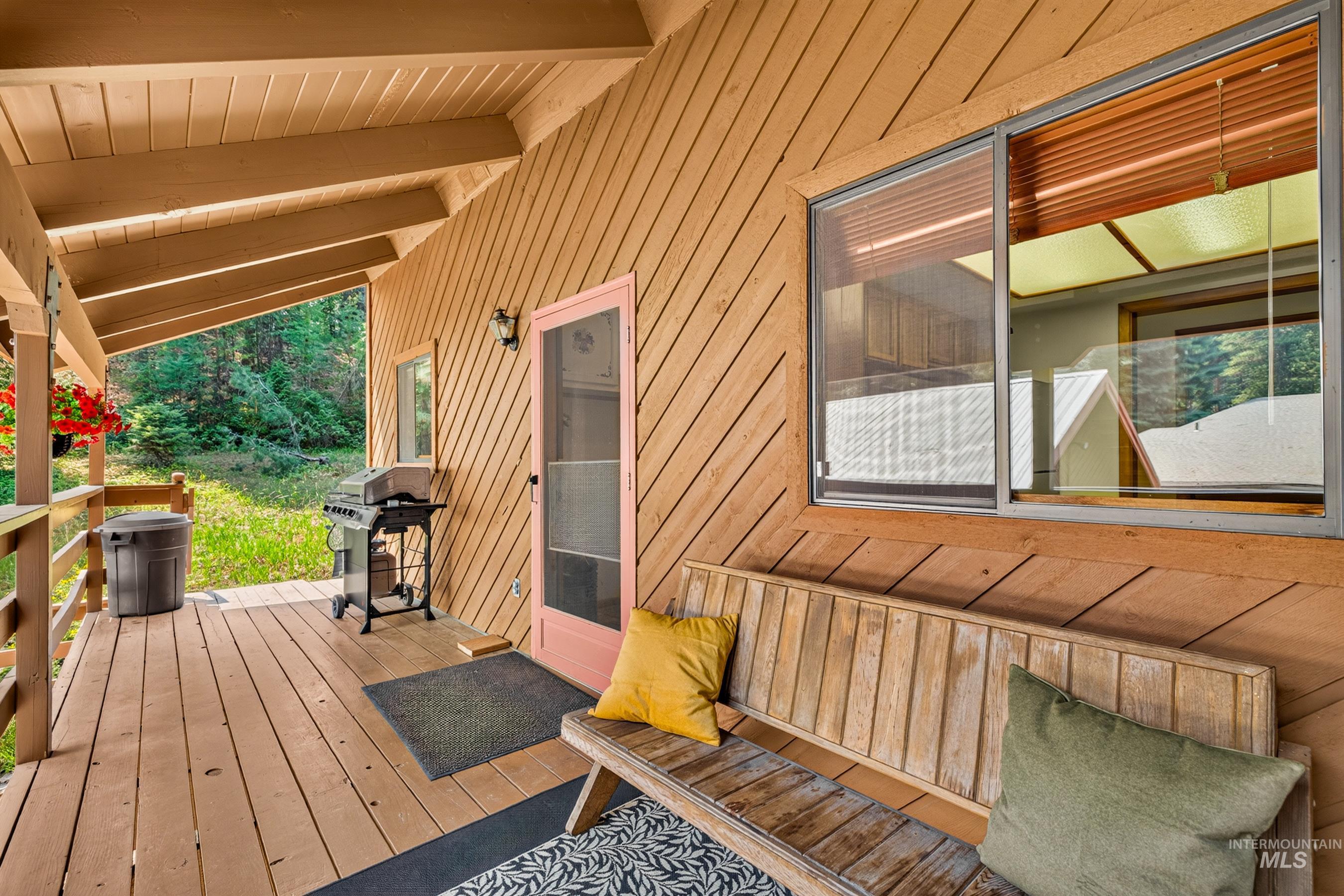 1050 Shady Lane Loop, McCall, Idaho 83638, 3 Bedrooms, 3 Bathrooms, Residential For Sale, Price $2,189,000, 98997434