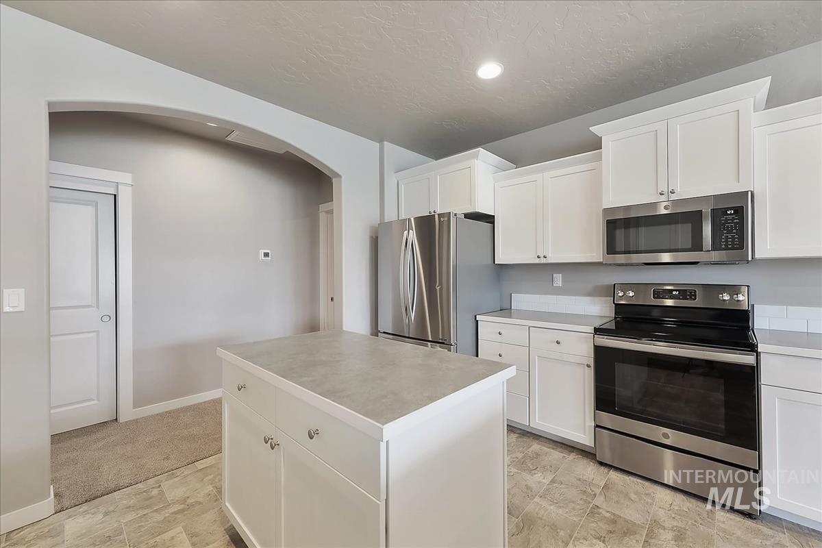 652 S Lancaster Drive, Nampa, Idaho 83686, 4 Bedrooms, 2 Bathrooms, Residential For Sale, Price $489,000,MLS 98997436
