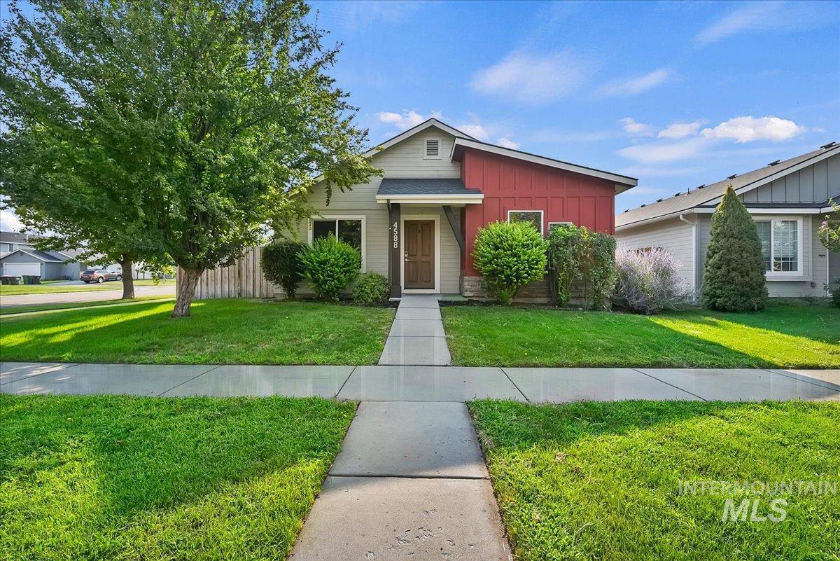 4588 N Price Ave, Meridian, Idaho 83646, 3 Bedrooms, 2 Bathrooms, Residential For Sale, Price $410,000,MLS 98997446