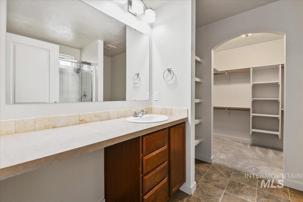 4588 N Price Ave, Meridian, Idaho 83646, 3 Bedrooms, 2 Bathrooms, Residential For Sale, Price $410,000,MLS 98997446