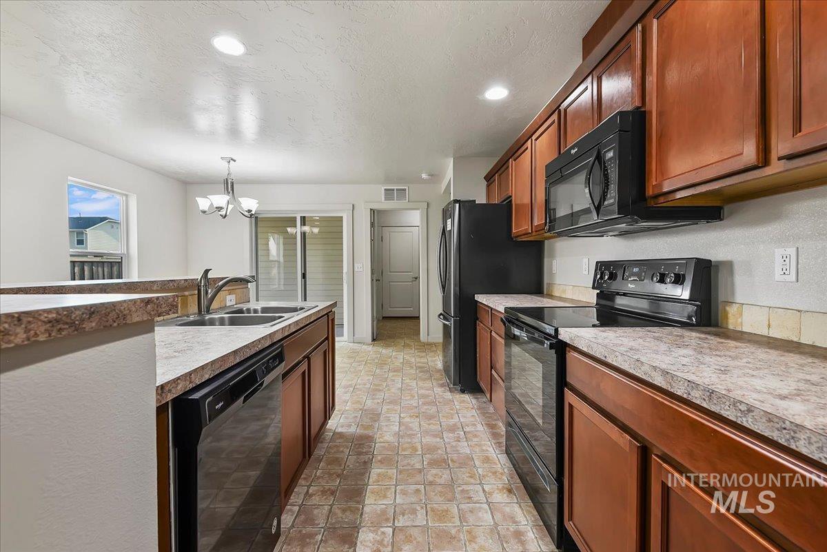4588 N Price Ave, Meridian, Idaho 83646, 3 Bedrooms, 2 Bathrooms, Residential For Sale, Price $410,000,MLS 98997446