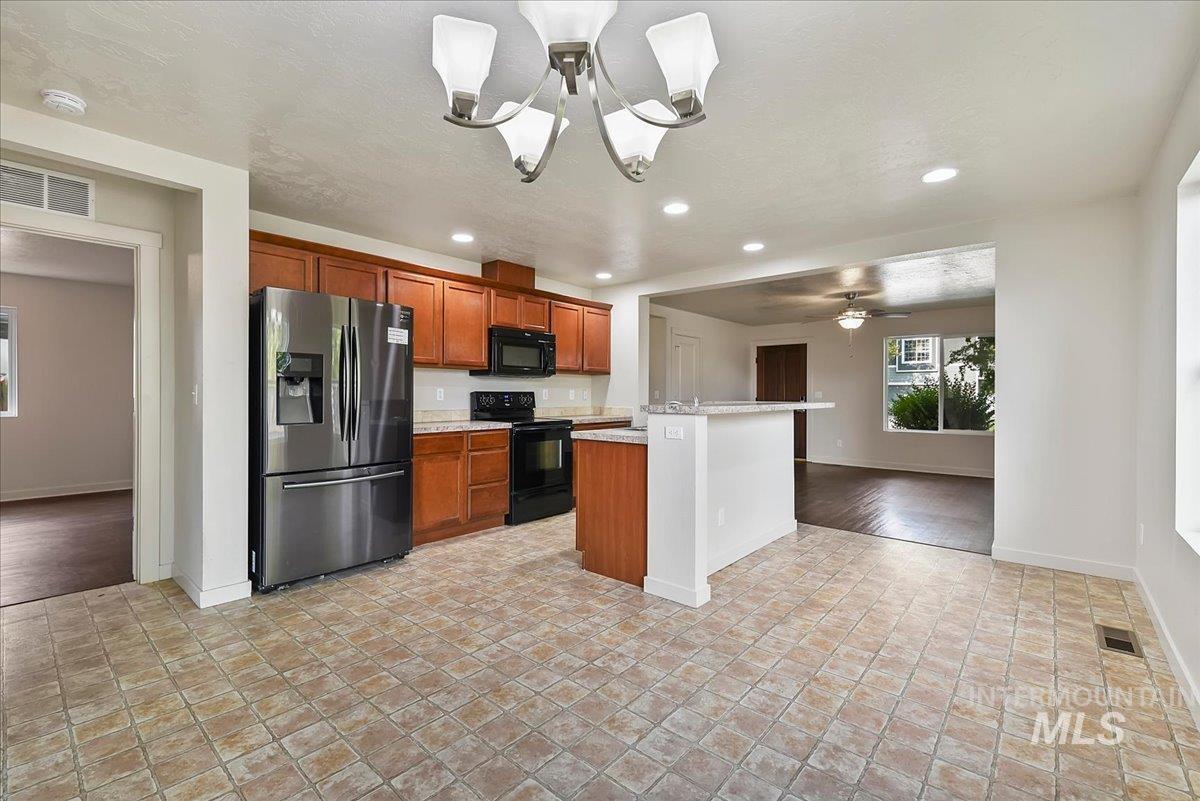4588 N Price Ave, Meridian, Idaho 83646, 3 Bedrooms, 2 Bathrooms, Residential For Sale, Price $410,000,MLS 98997446