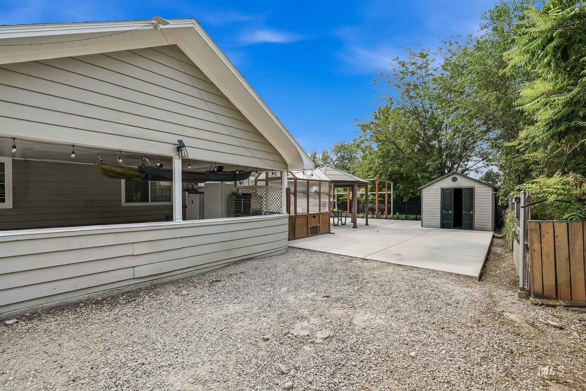 17063 N Midsummers Ln, Nampa, Idaho 83687, 3 Bedrooms, 2 Bathrooms, Residential For Sale, Price $595,000,MLS 98997448