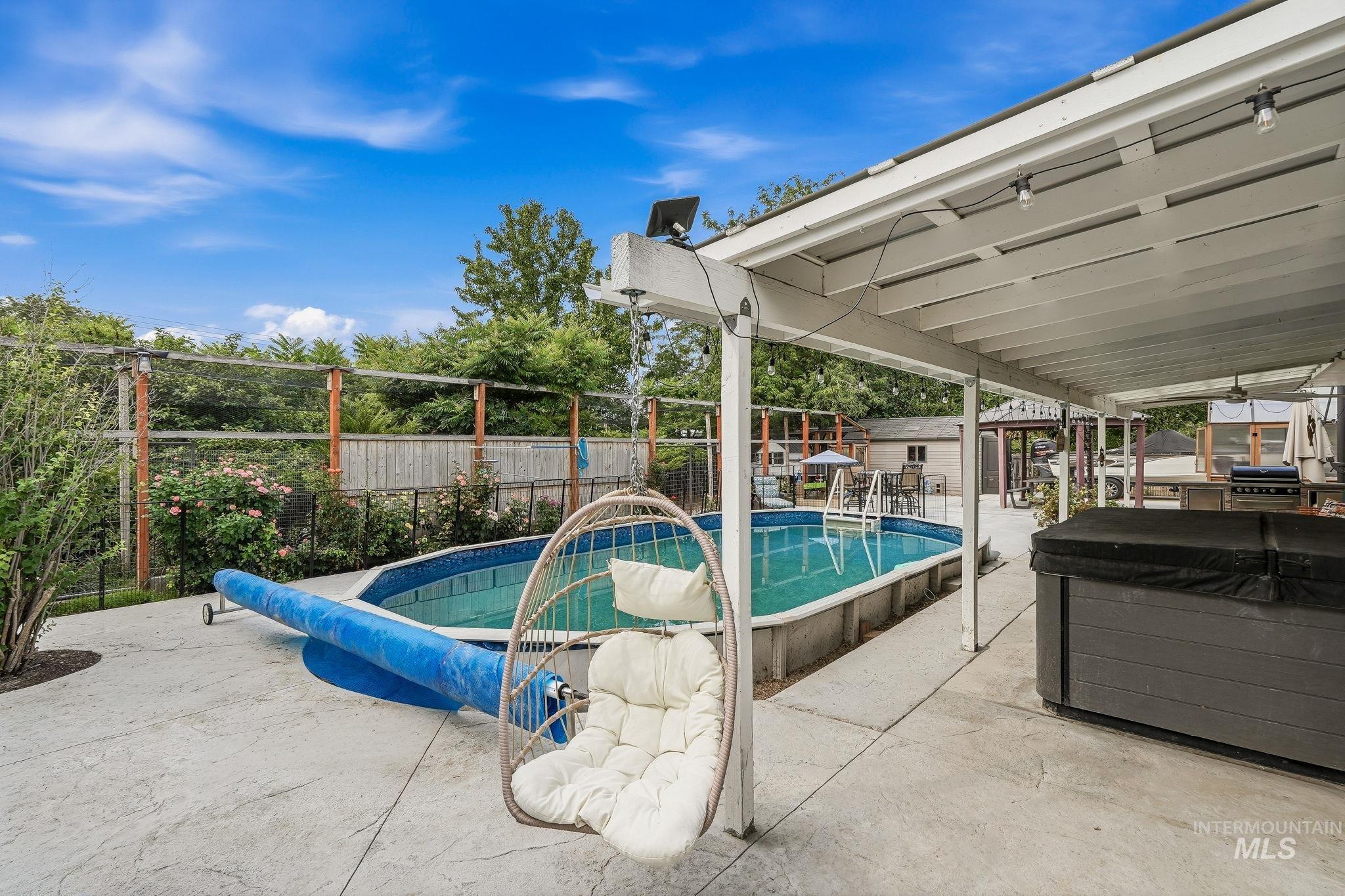 17063 N Midsummers Ln, Nampa, Idaho 83687, 3 Bedrooms, 2 Bathrooms, Residential For Sale, Price $595,000,MLS 98997448