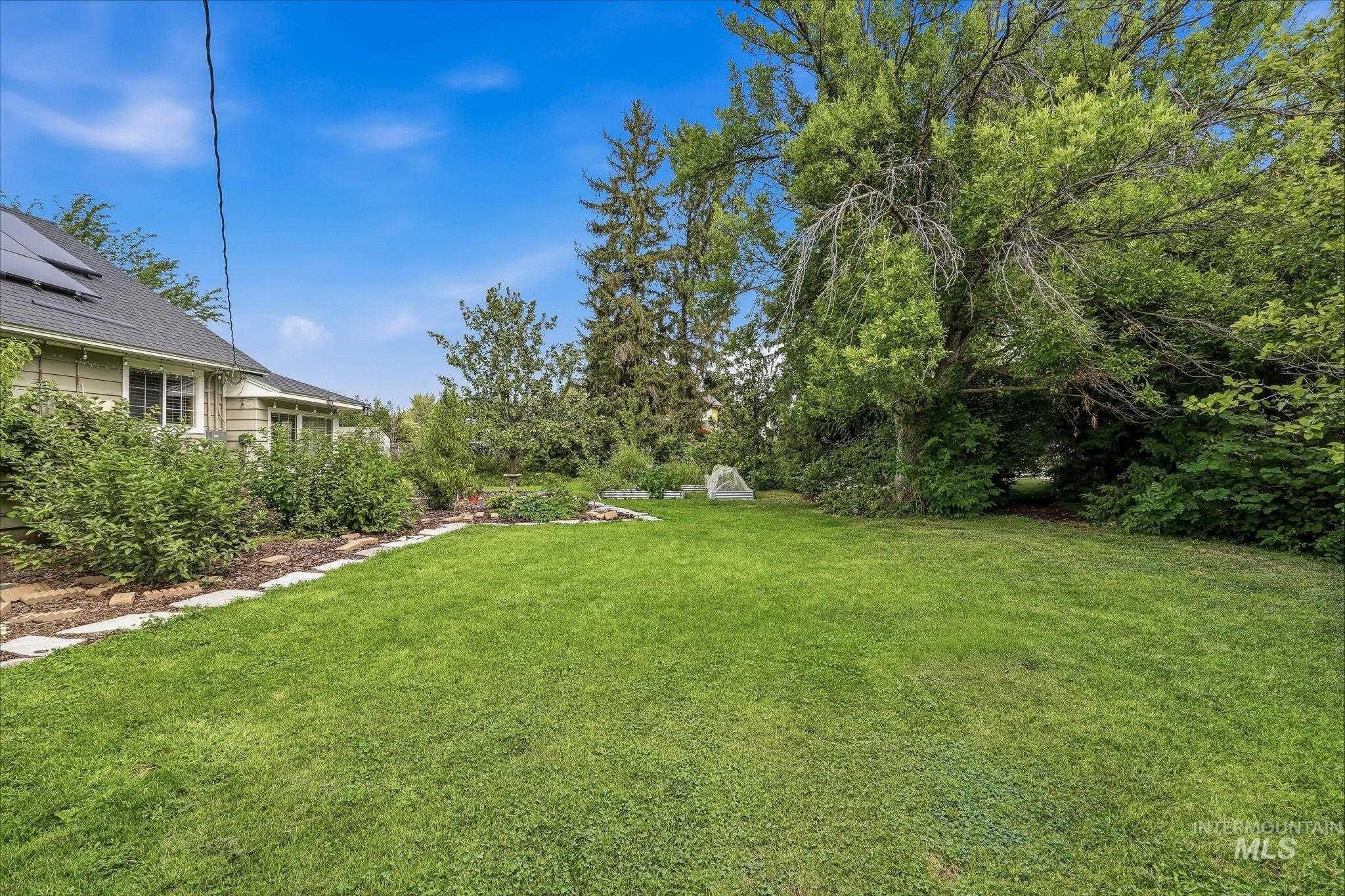 17063 N Midsummers Ln, Nampa, Idaho 83687, 3 Bedrooms, 2 Bathrooms, Residential For Sale, Price $595,000,MLS 98997448