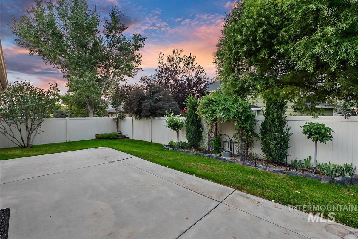 4520 E Concord Way, Nampa, Idaho 83686, 4 Bedrooms, 3 Bathrooms, Residential For Sale, Price $499,900,MLS 98997450