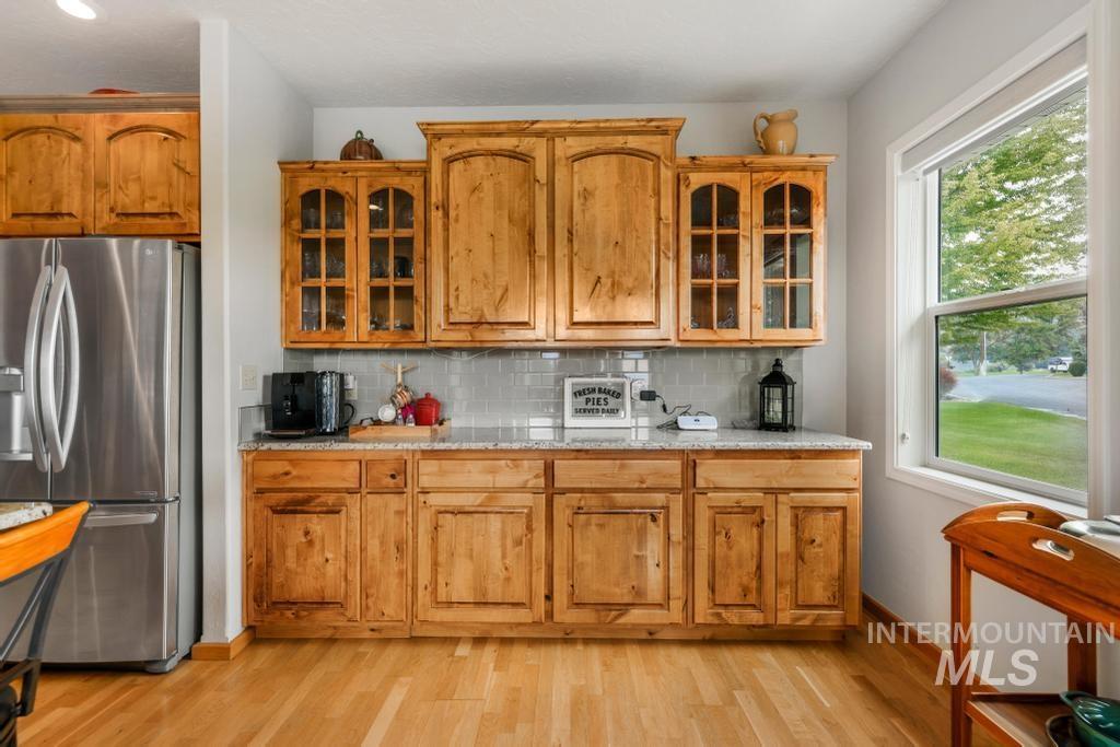 301 Clear Lake Ln, Buhl, Idaho 83316, 3 Bedrooms, 2 Bathrooms, Residential For Sale, Price $495,000,MLS 98997451