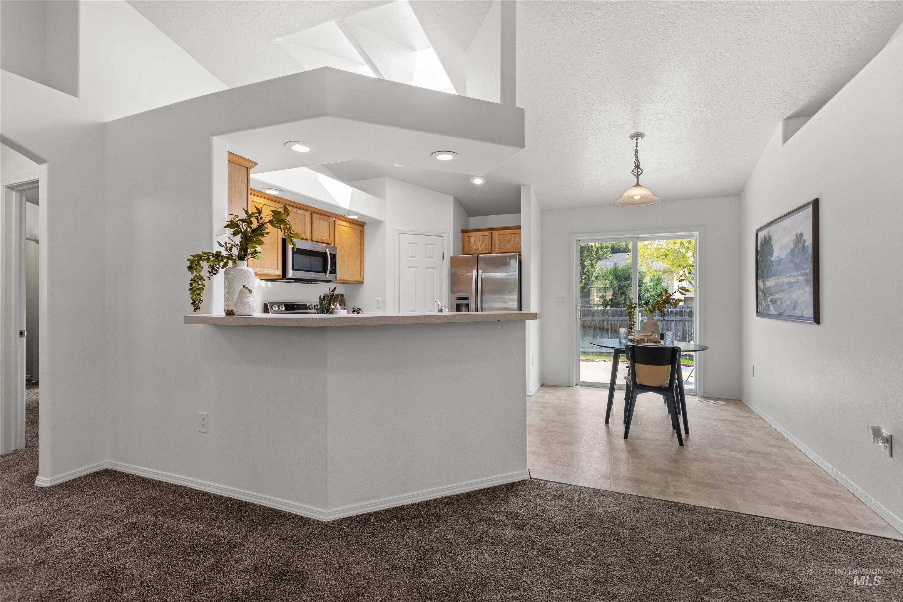 622 N Mudstone Way, Kuna, Idaho 83634, 3 Bedrooms, 2 Bathrooms, Residential For Sale, Price $399,500,MLS 98997452