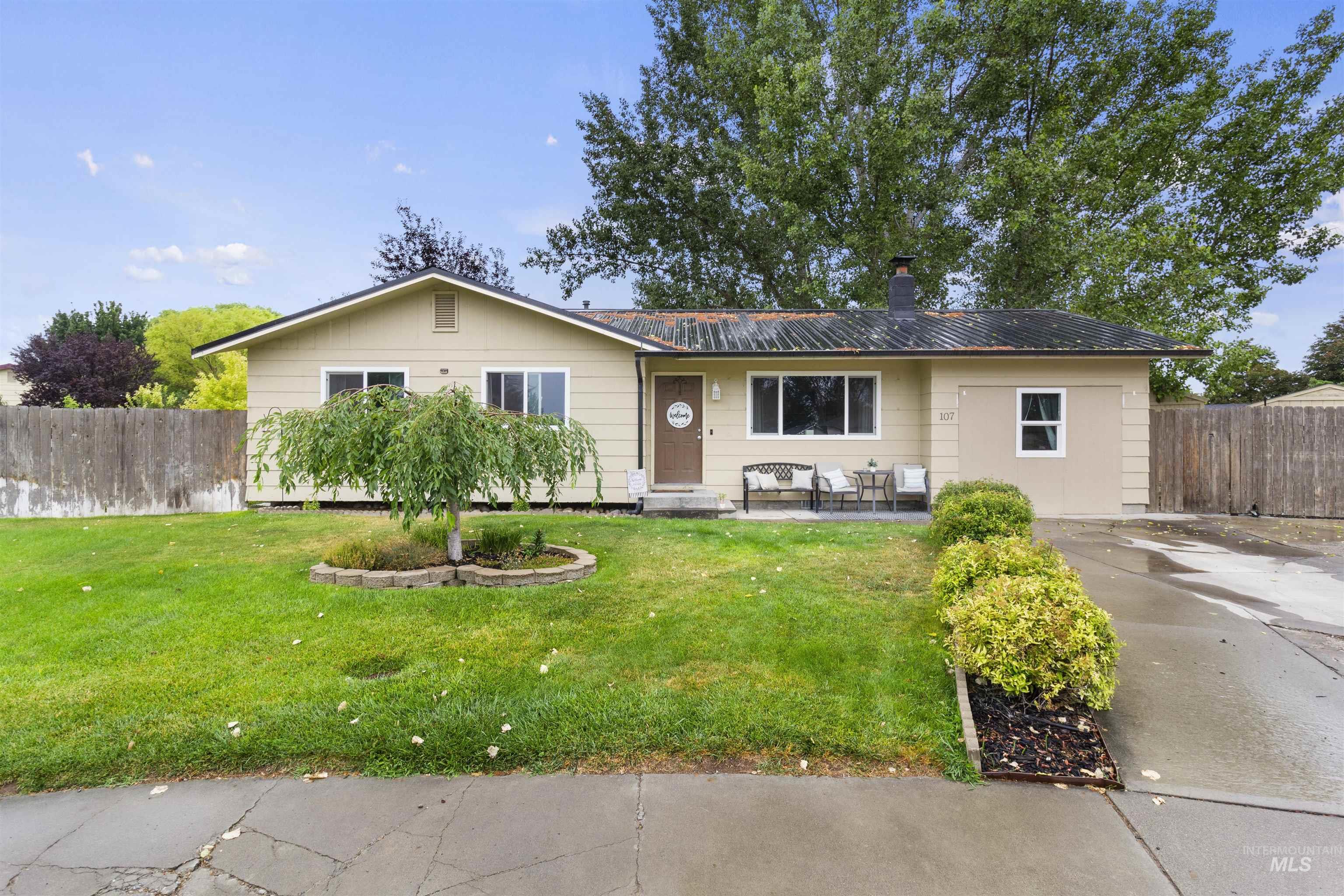 107 Birchwood Cir N., Kimberly, Idaho 83341, 3 Bedrooms, 1 Bathroom, Residential For Sale, Price $307,900,MLS 98997454