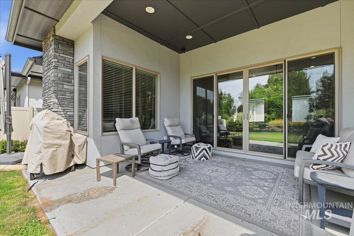 4601 E Copper Point Dr, Meridian, Idaho 83642, 3 Bedrooms, 2.5 Bathrooms, Residential For Sale, Price $850,000,MLS 98997455