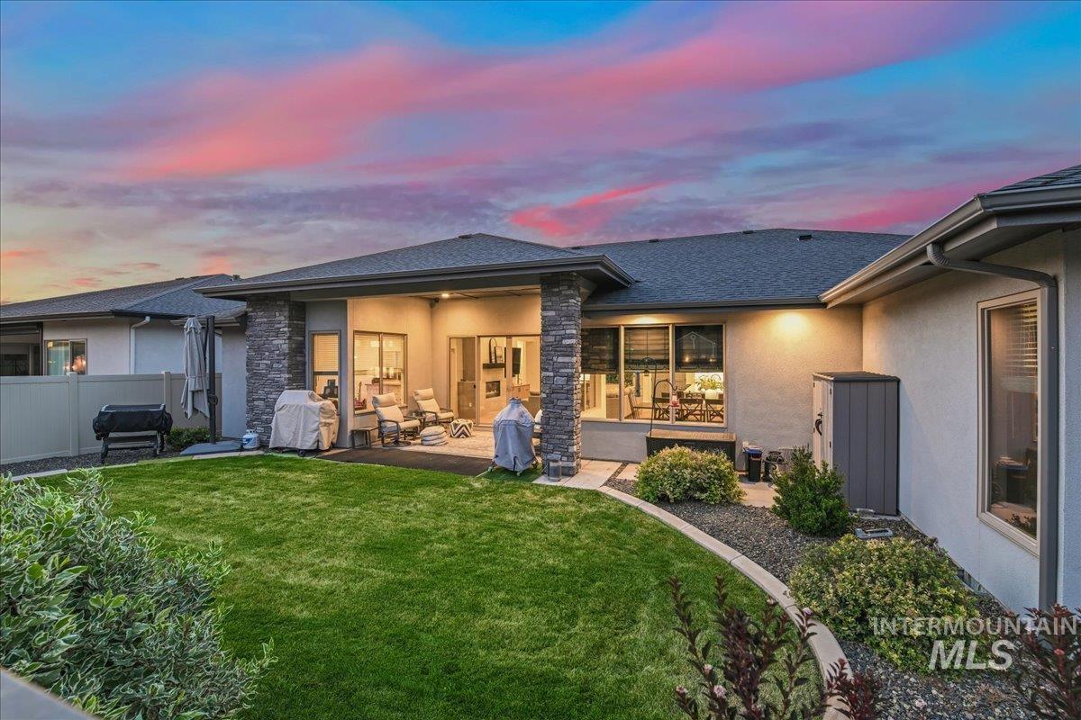 4601 E Copper Point Dr, Meridian, Idaho 83642, 3 Bedrooms, 2.5 Bathrooms, Residential For Sale, Price $850,000,MLS 98997455