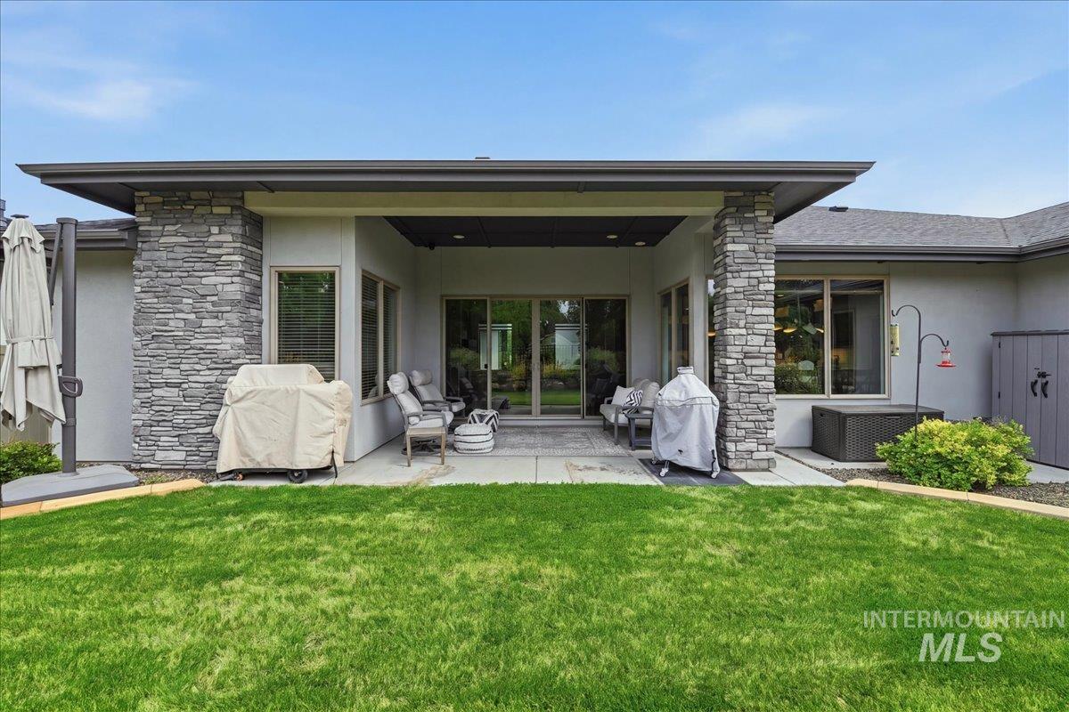 4601 E Copper Point Dr, Meridian, Idaho 83642, 3 Bedrooms, 2.5 Bathrooms, Residential For Sale, Price $840,000,MLS 98997455