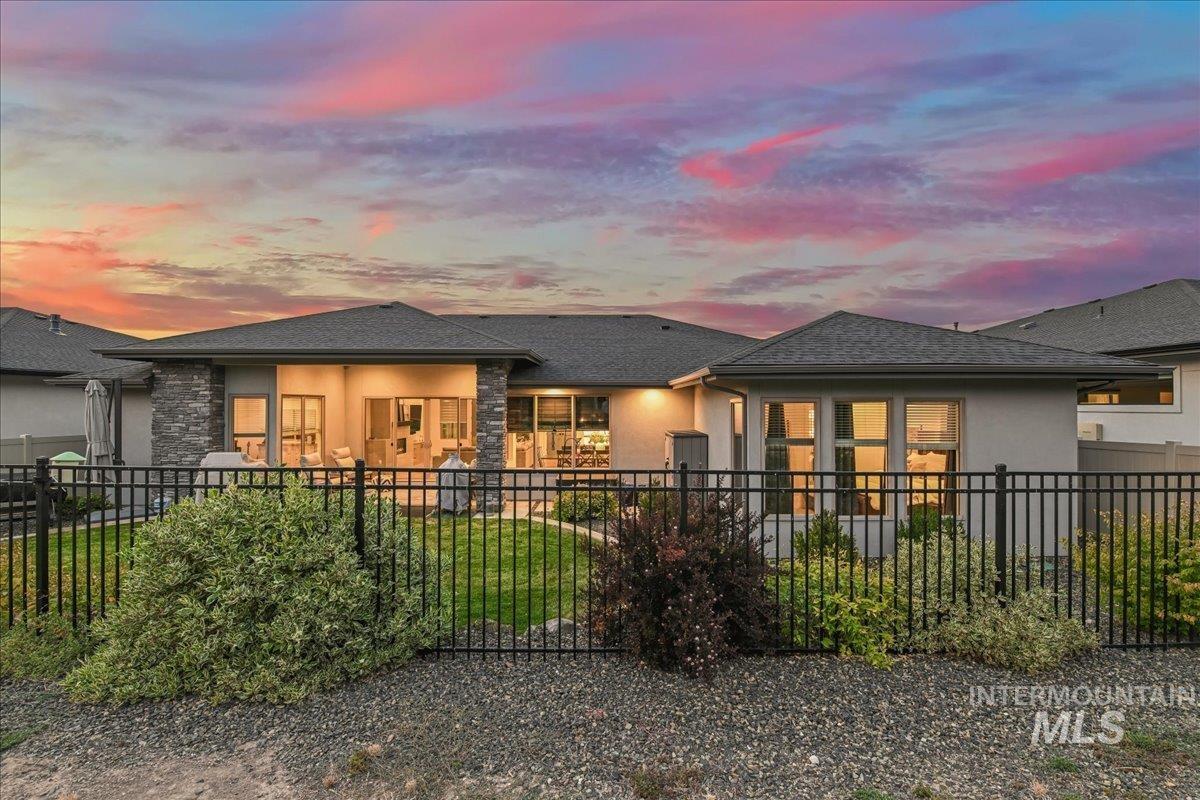 4601 E Copper Point Dr, Meridian, Idaho 83642, 3 Bedrooms, 2.5 Bathrooms, Residential For Sale, Price $850,000,MLS 98997455