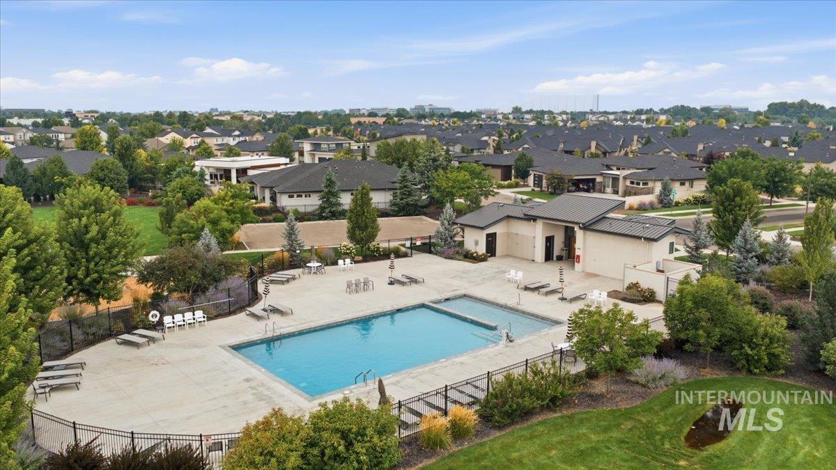 4601 E Copper Point Dr, Meridian, Idaho 83642, 3 Bedrooms, 2.5 Bathrooms, Residential For Sale, Price $850,000,MLS 98997455