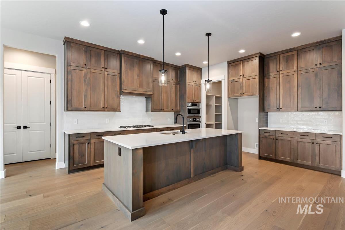 7012 W Tolland St, Eagle, Idaho 83616, 4 Bedrooms, 3.5 Bathrooms, Residential For Sale, Price $994,880,MLS 98997456