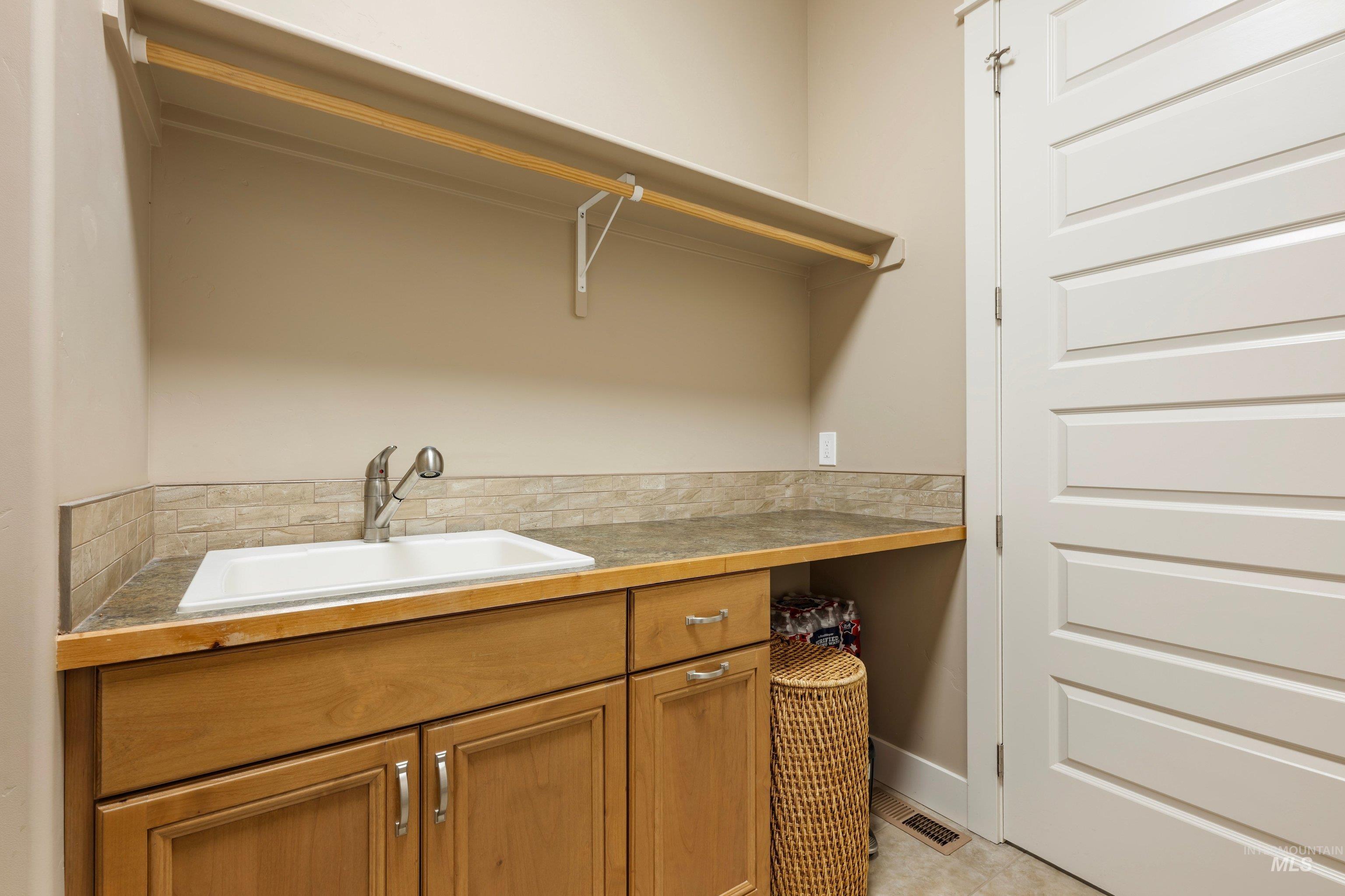 96 E Segundo St, Meridian, Idaho 83646, 3 Bedrooms, 2 Bathrooms, Residential For Sale, Price $599,900,MLS 98997459