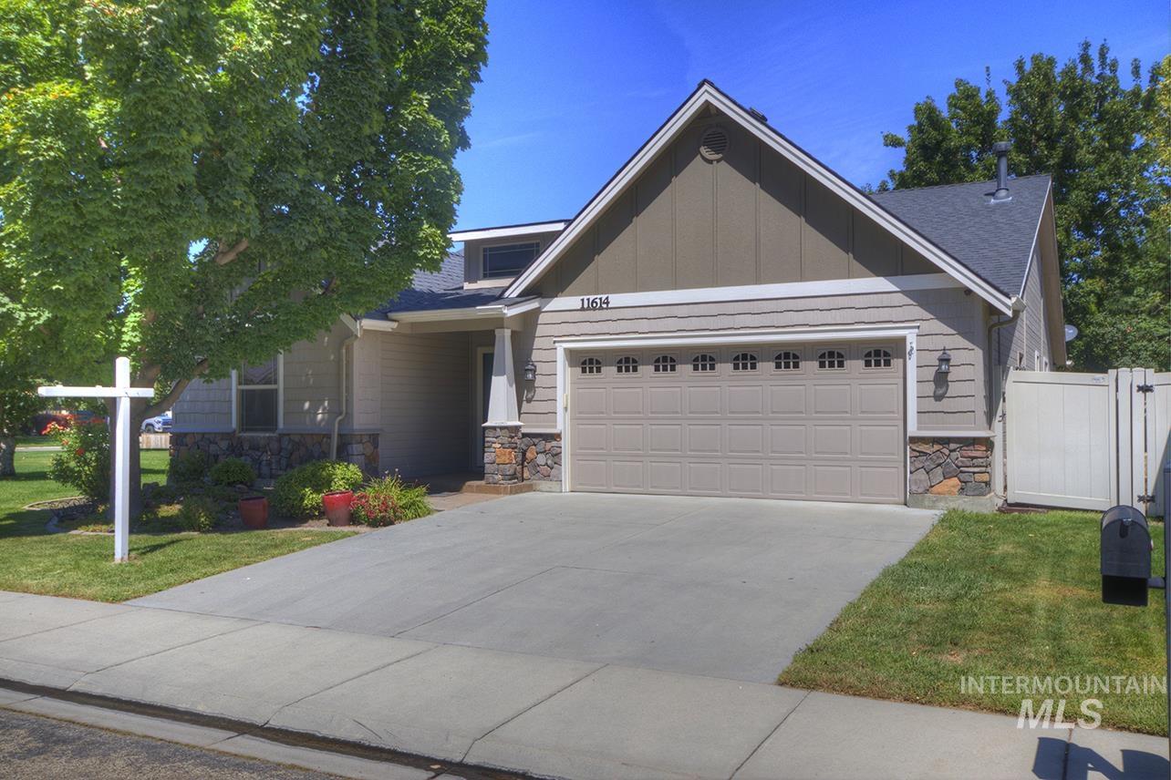 11614 W Six Rivers Ct, Boise, Idaho 83709, 3 Bedrooms, 2 Bathrooms, Residential For Sale, Price $499,900,MLS 98997460