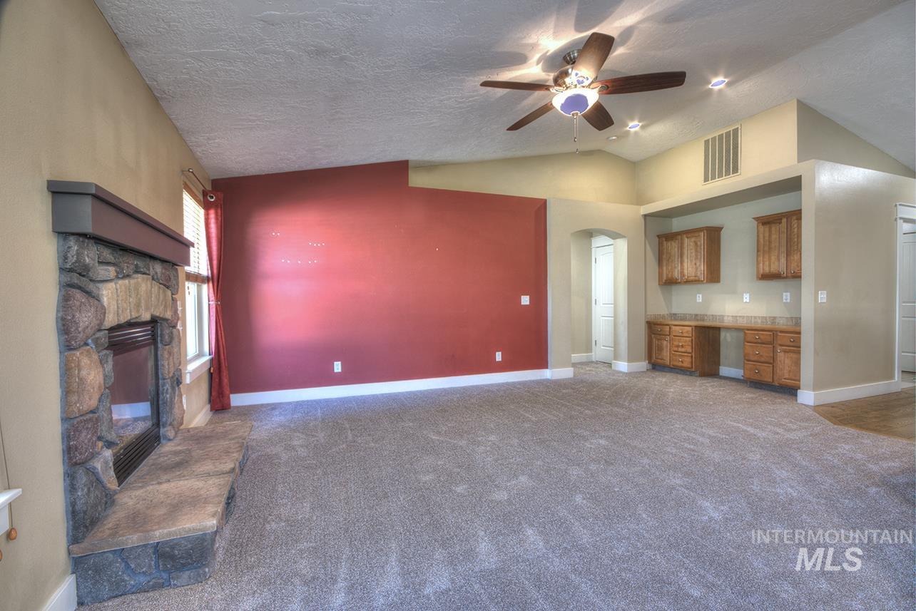 11614 W Six Rivers Ct, Boise, Idaho 83709, 3 Bedrooms, 2 Bathrooms, Residential For Sale, Price $499,900,MLS 98997460