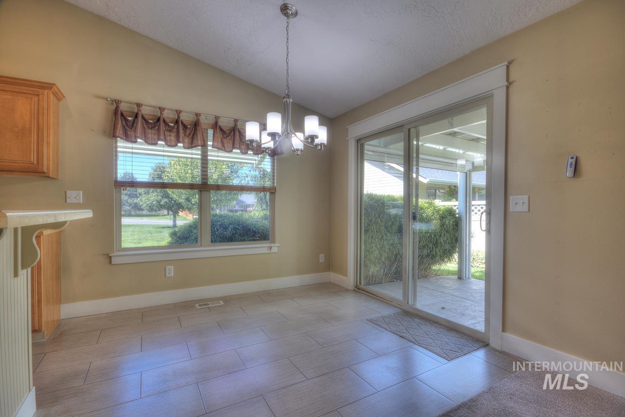 11614 W Six Rivers Ct, Boise, Idaho 83709, 3 Bedrooms, 2 Bathrooms, Residential For Sale, Price $499,900,MLS 98997460