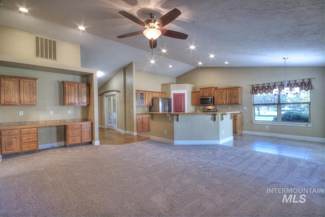 11614 W Six Rivers Ct, Boise, Idaho 83709, 3 Bedrooms, 2 Bathrooms, Residential For Sale, Price $499,900,MLS 98997460