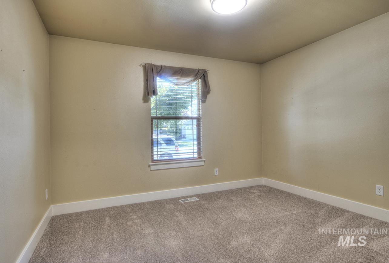 11614 W Six Rivers Ct, Boise, Idaho 83709, 3 Bedrooms, 2 Bathrooms, Residential For Sale, Price $499,900,MLS 98997460
