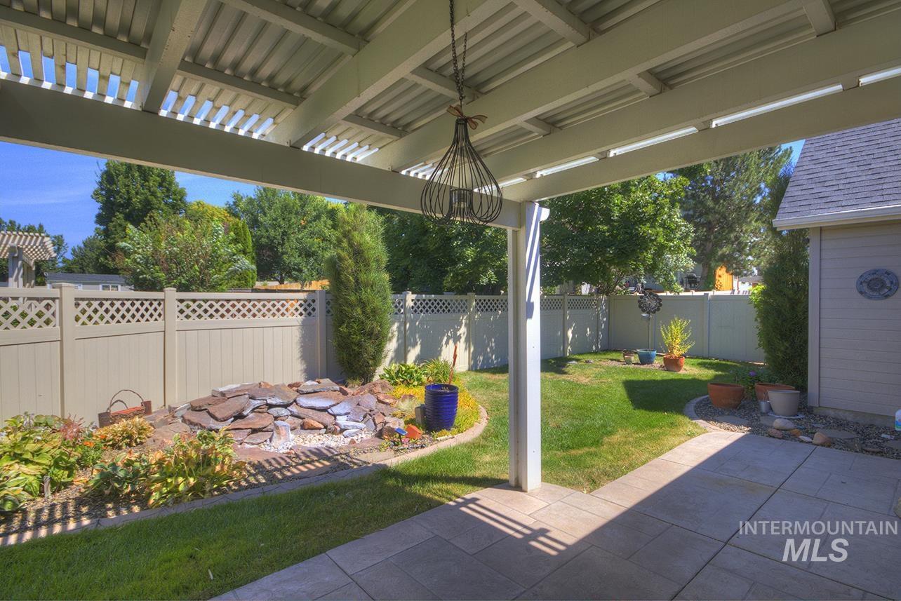 11614 W Six Rivers Ct, Boise, Idaho 83709, 3 Bedrooms, 2 Bathrooms, Residential For Sale, Price $499,900,MLS 98997460