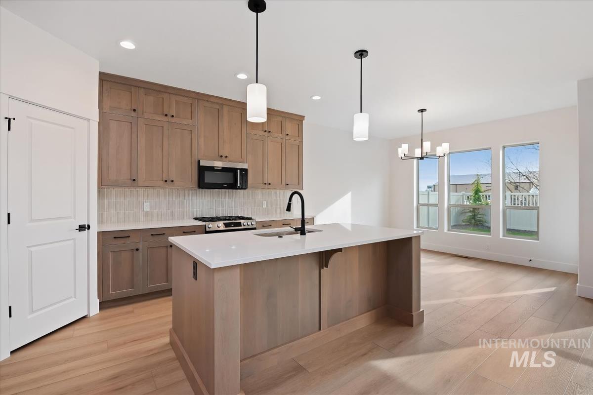 3401 Helios St., Caldwell, Idaho 83607, 3 Bedrooms, 2 Bathrooms, Residential For Sale, Price $442,880,MLS 98997461