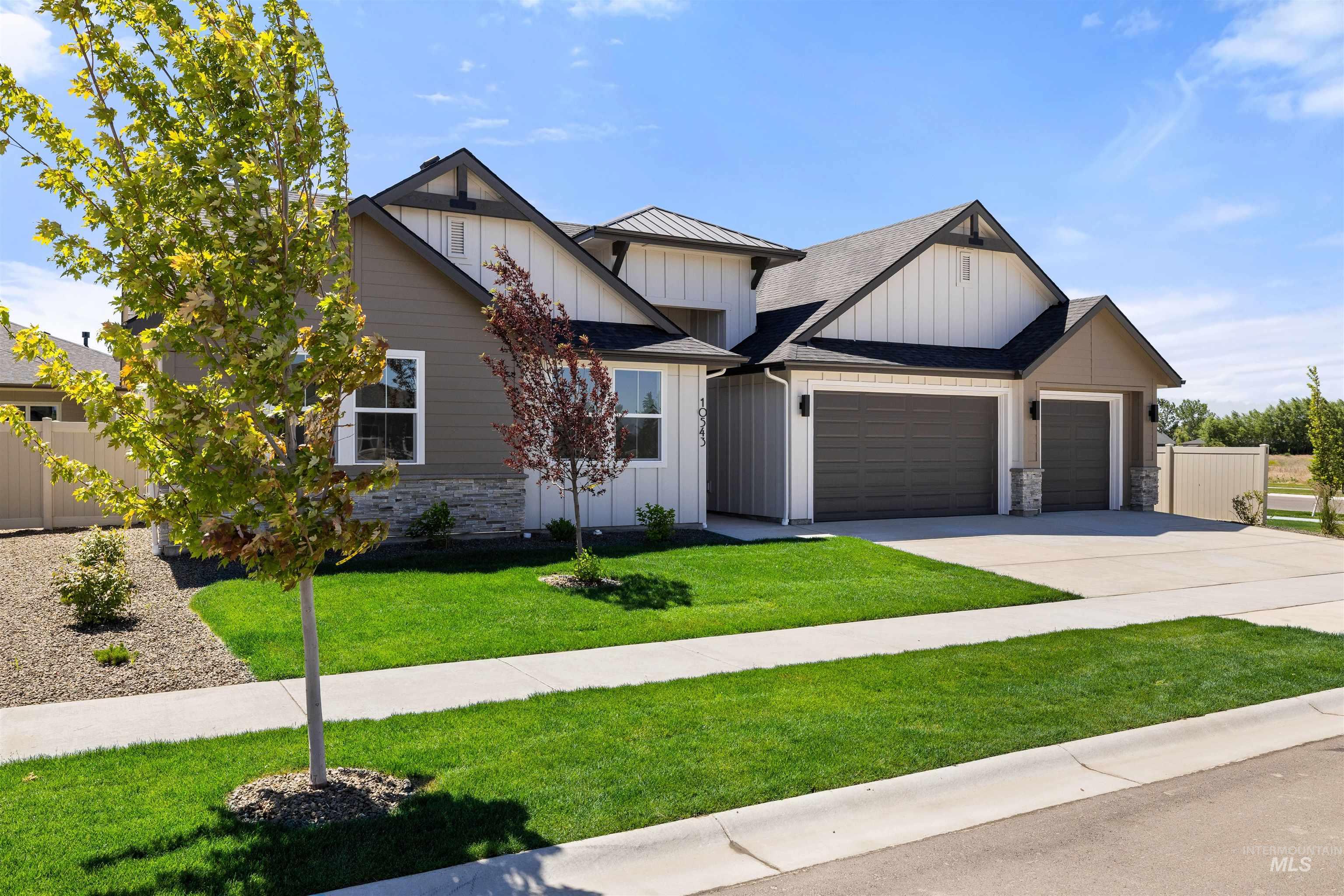 10543 W Mizzle Dr., Star, Idaho 83669, 4 Bedrooms, 2.5 Bathrooms, Residential For Sale, Price $699,900,MLS 98997463