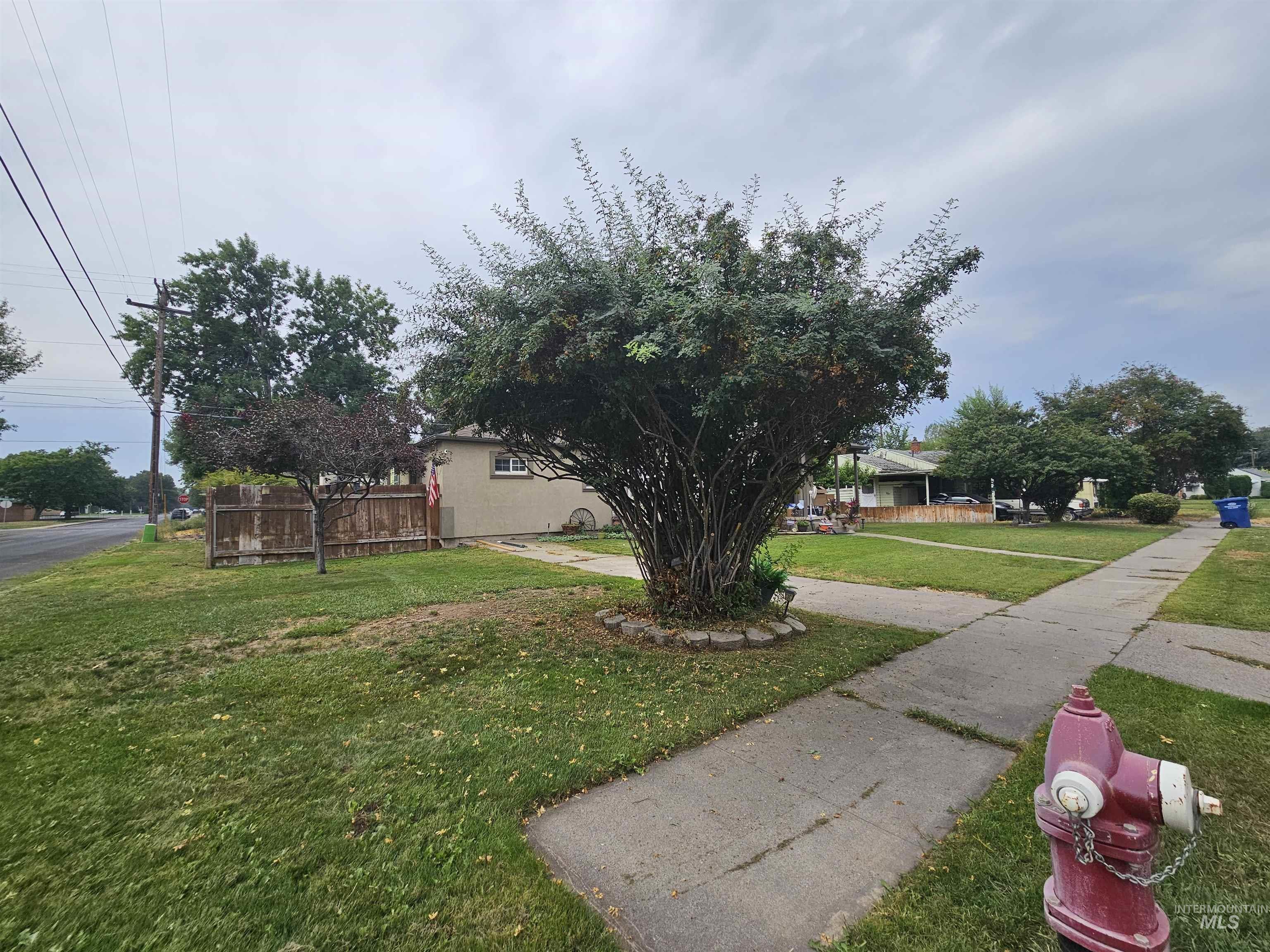 1640 Willow Lane, Twin Falls, Idaho 83301, 4 Bedrooms, 2 Bathrooms, Residential For Sale, Price $364,900,MLS 98997464
