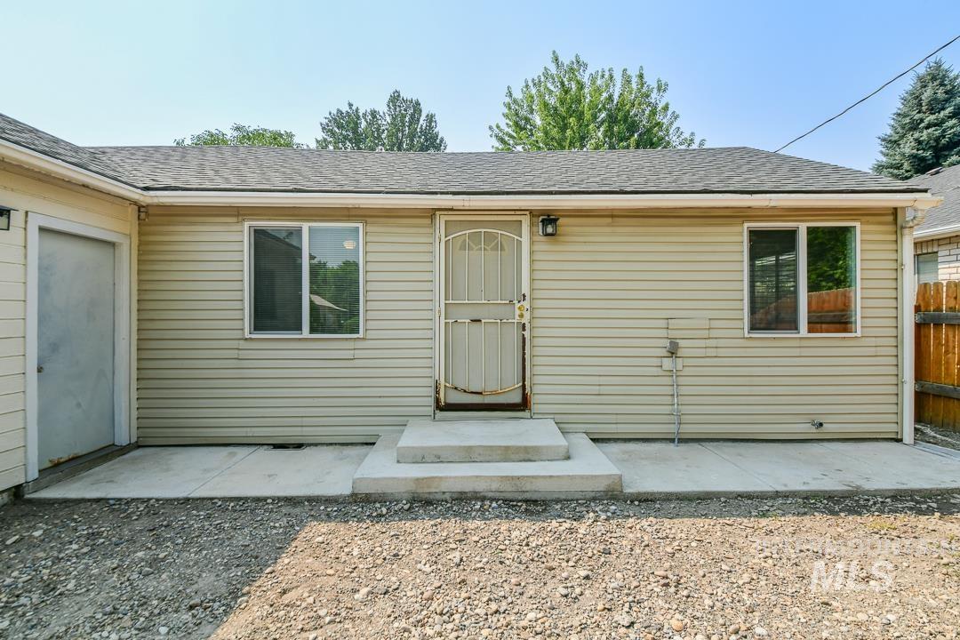 405 W Owyhee, Homedale, Idaho 83628, 3 Bedrooms, 1 Bathroom, Residential For Sale, Price $285,000,MLS 98997469