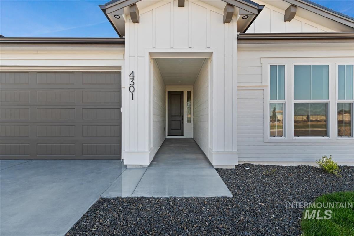 3321 Helios St., Caldwell, Idaho 83607, 3 Bedrooms, 2 Bathrooms, Residential For Sale, Price $463,880,MLS 98997470