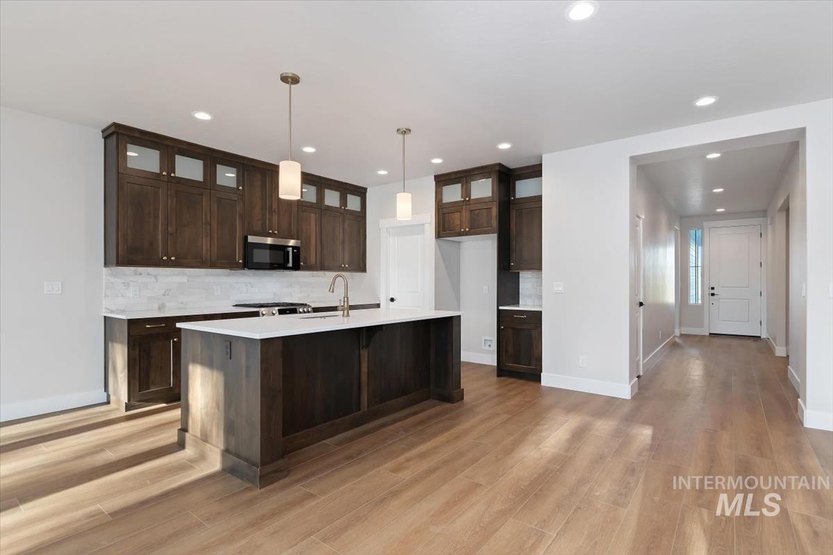 3321 Helios St., Caldwell, Idaho 83607, 3 Bedrooms, 2 Bathrooms, Residential For Sale, Price $463,880,MLS 98997470
