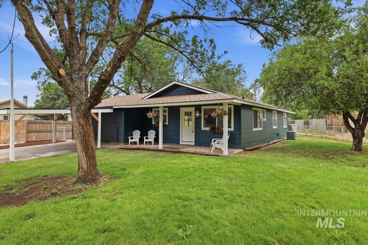 134 N 25th Street, Nampa, Idaho 83687, 4 Bedrooms, 2 Bathrooms, Residential For Sale, Price $389,900,MLS 98997472