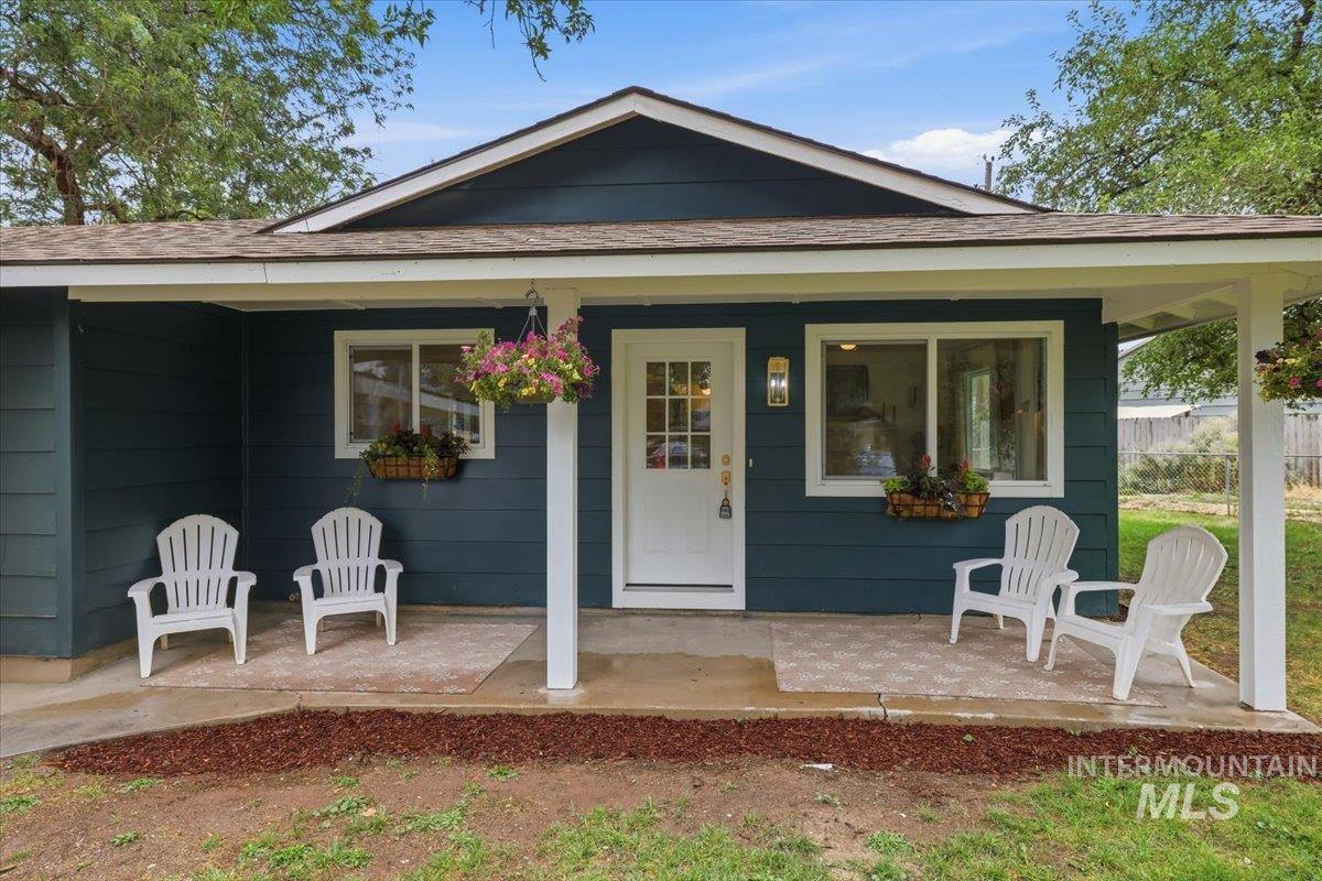 134 N 25th Street, Nampa, Idaho 83687, 4 Bedrooms, 2 Bathrooms, Residential For Sale, Price $369,900,MLS 98997472