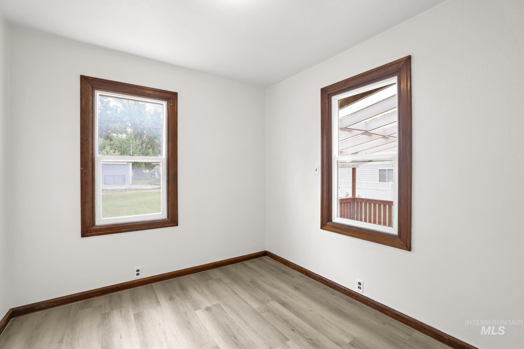356 E Avenue B, Wendell, Idaho 83355, 4 Bedrooms, 2 Bathrooms, Residential For Sale, Price $300,000,MLS 98997473