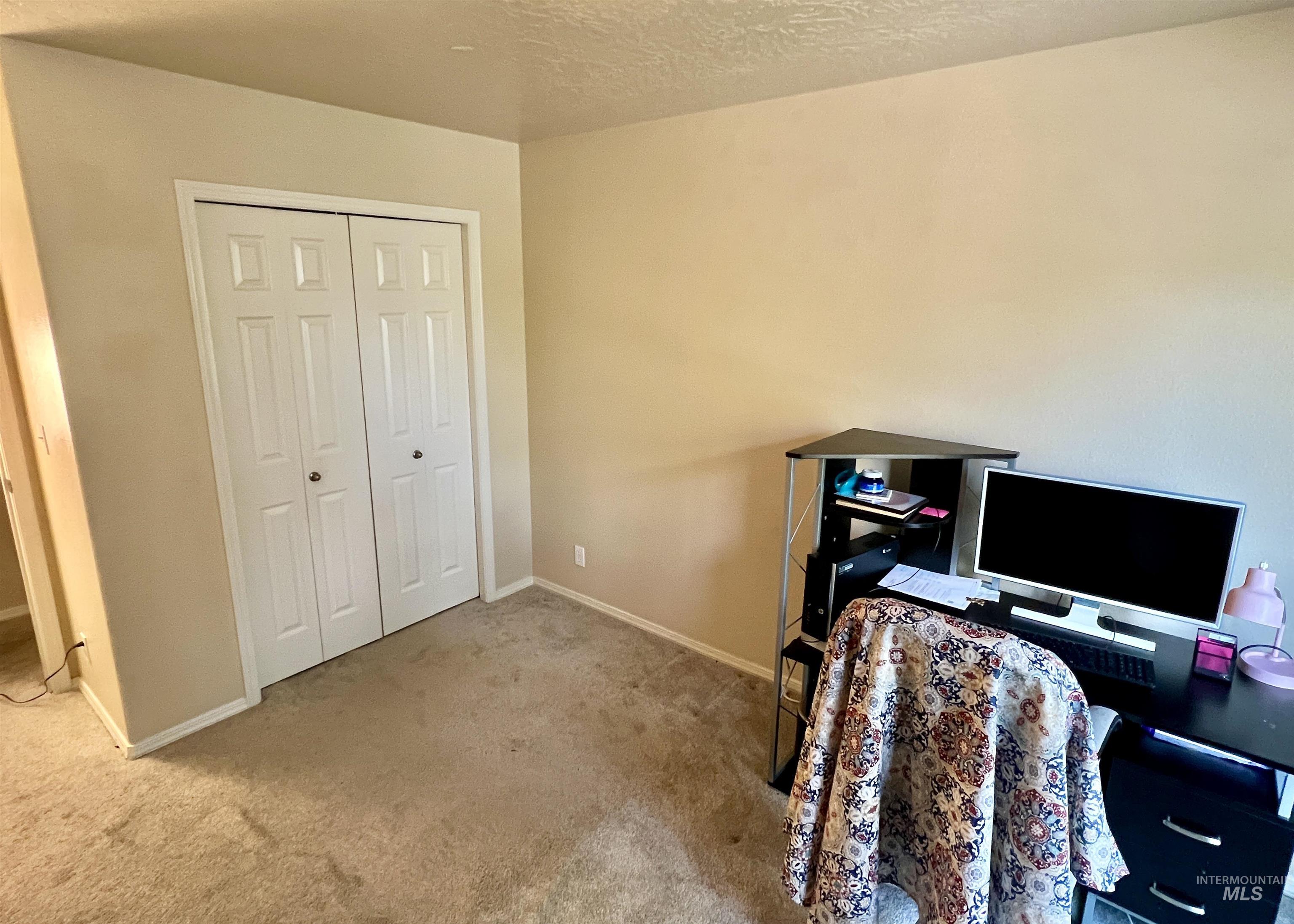 3428 S Rock Springs, Nampa, Idaho 83686, 4 Bedrooms, 2.5 Bathrooms, Residential For Sale, Price $379,000,MLS 98997476