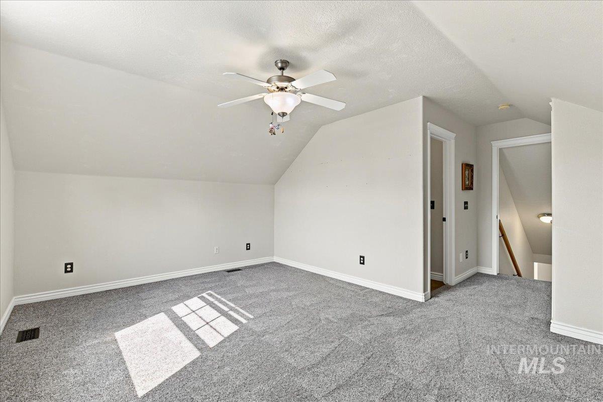 209 S Grandean, Eagle, Idaho 83616, 3 Bedrooms, 3 Bathrooms, Residential For Sale, Price $565,000, 98997477