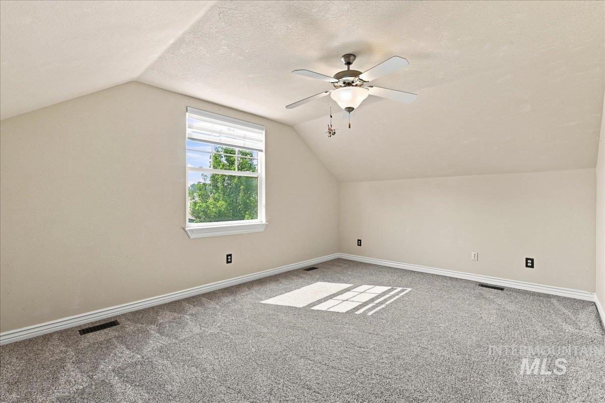 209 S Grandean, Eagle, Idaho 83616, 3 Bedrooms, 3 Bathrooms, Residential For Sale, Price $565,000, 98997477