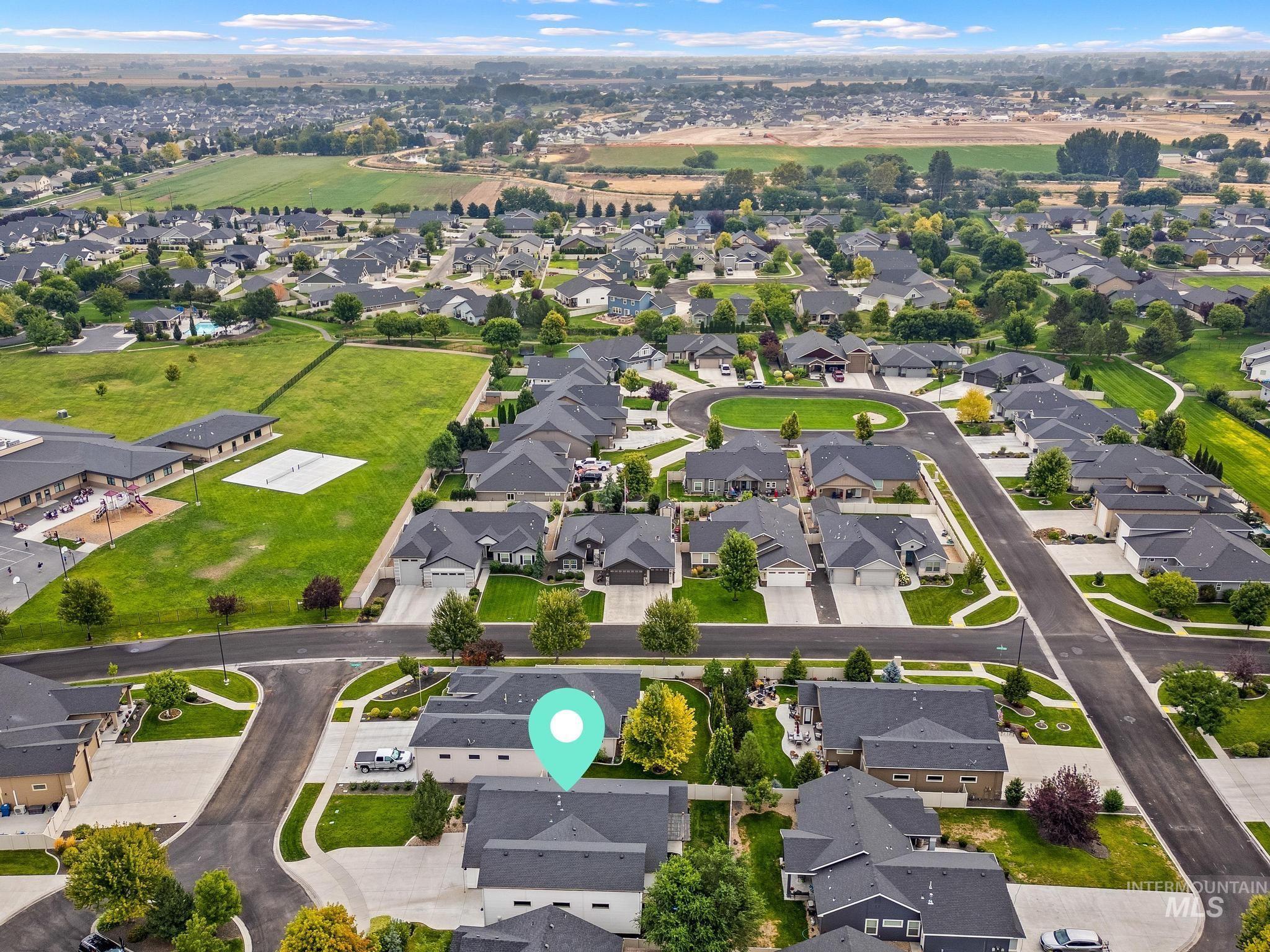 2663 E Basalt, Nampa, Idaho 83686, 3 Bedrooms, 2 Bathrooms, Residential For Sale, Price $537,000, 98997479