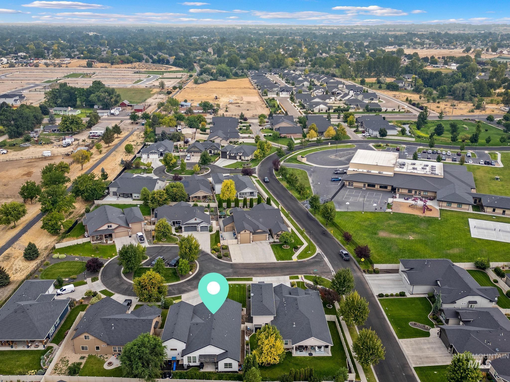 2663 E Basalt, Nampa, Idaho 83686, 3 Bedrooms, 2 Bathrooms, Residential For Sale, Price $537,000, 98997479
