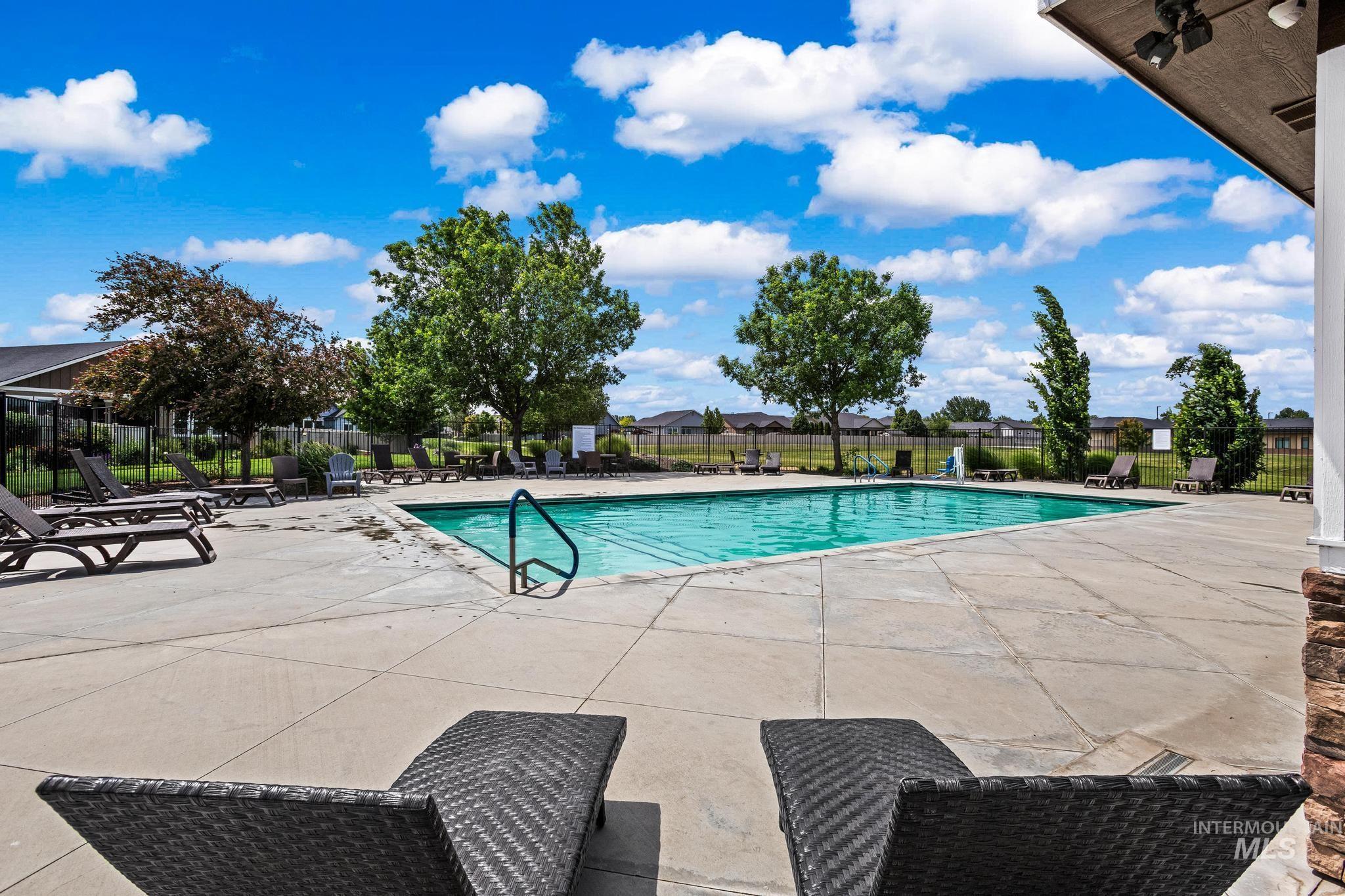 2663 E Basalt, Nampa, Idaho 83686, 3 Bedrooms, 2 Bathrooms, Residential For Sale, Price $537,000, 98997479