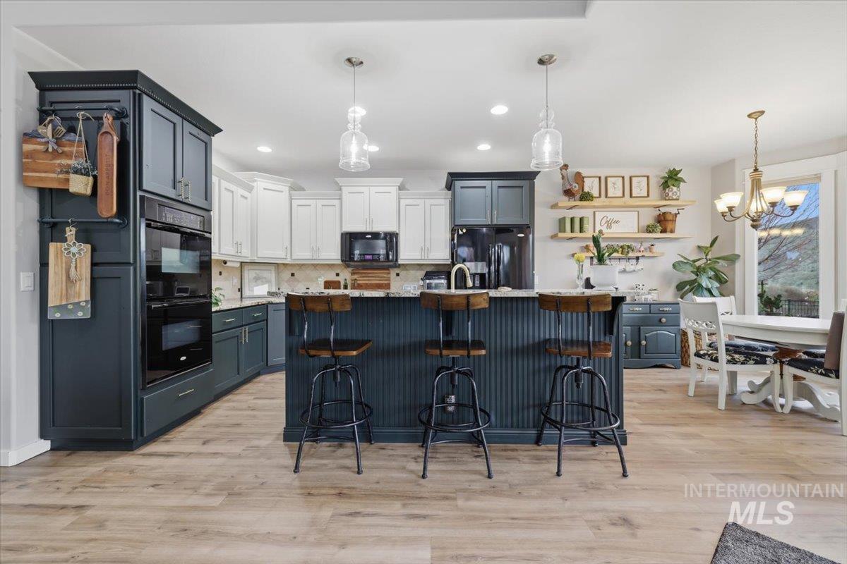 17747 N Vantage, Boise, Idaho 83714, 3 Bedrooms, 2.5 Bathrooms, Residential For Sale, Price $725,000, 98997480