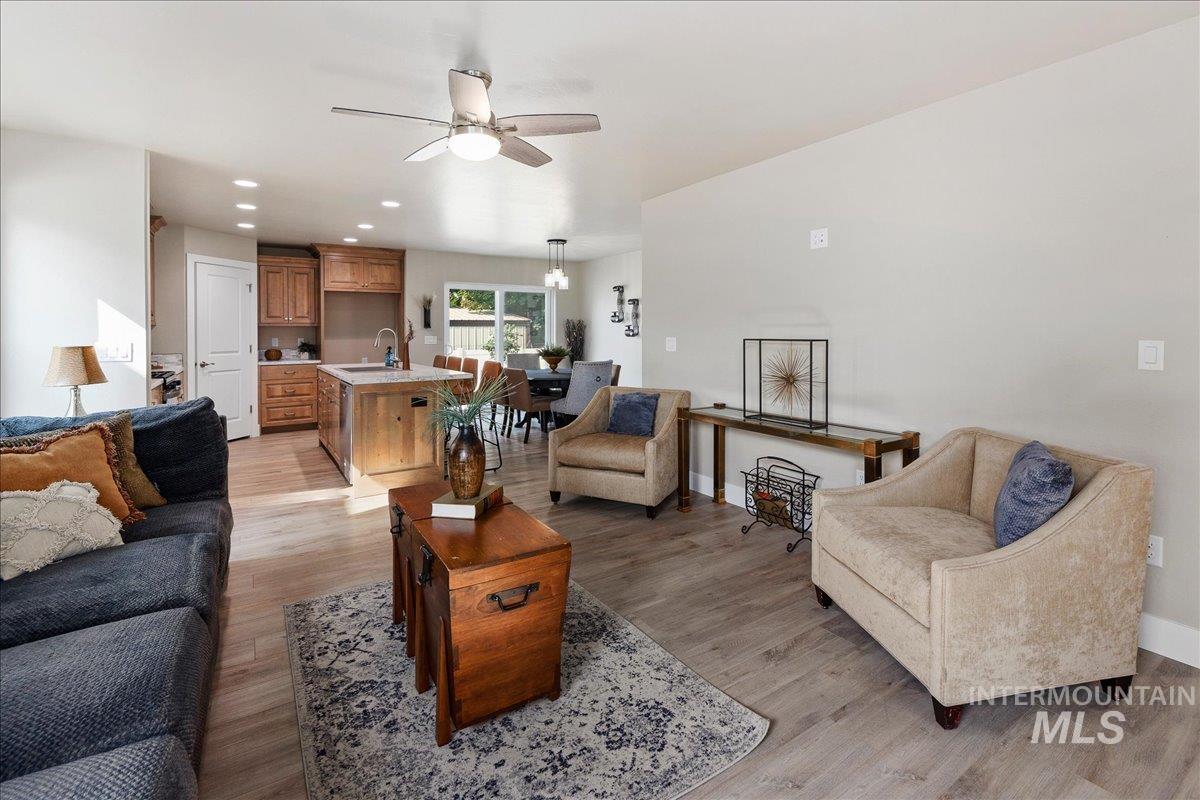 820 Jack Ave, Jerome, Idaho 83338, 4 Bedrooms, 5 Bathrooms, Residential For Sale, Price $349,900,MLS 98997484