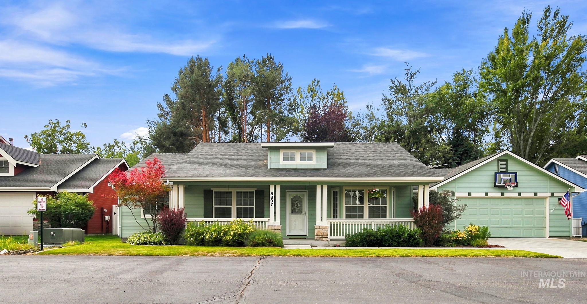8897 W Hepburn, Boise, Idaho 83714, 3 Bedrooms, 2 Bathrooms, Residential For Sale, Price $489,000,MLS 98997486