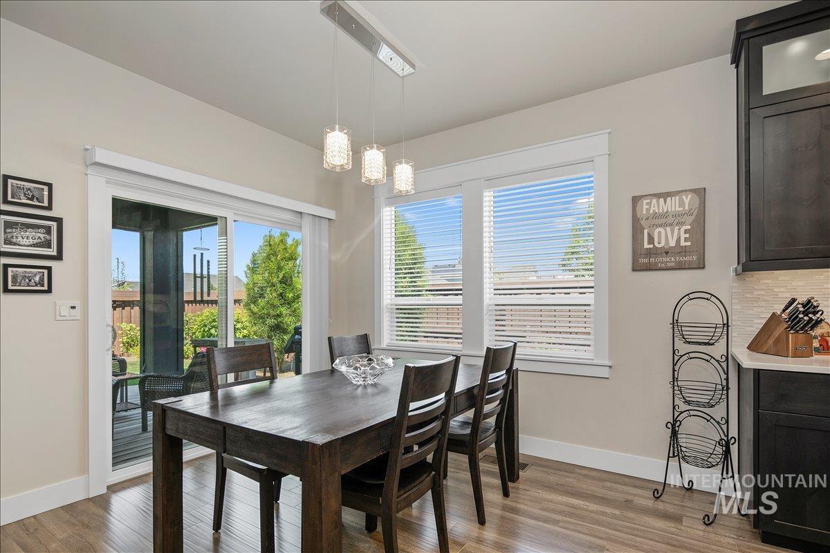 6119 N Farleigh Ave, Meridian, Idaho 83646, 5 Bedrooms, 3 Bathrooms, Residential For Sale, Price $1,099,900,MLS 98997488